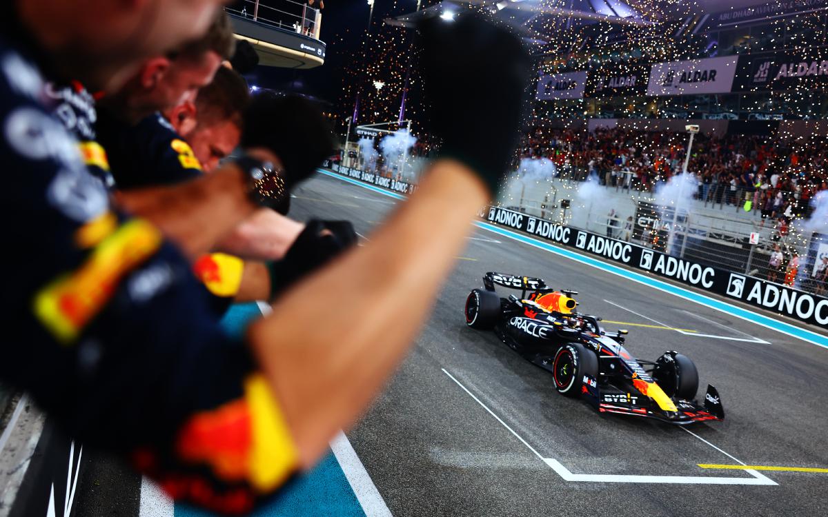 Ферстаппен выиграл заключительную гонку «Формулы-1» в Абу-Даби :: Формула-1 :: РБК Спорт